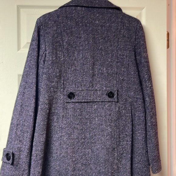 Coat - Picture 3 of 3